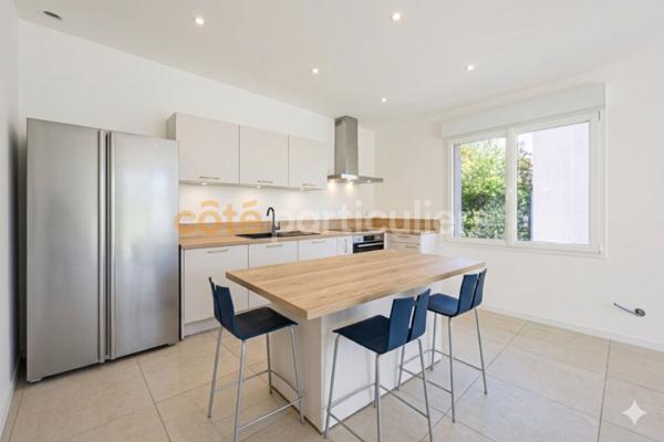 Vente
                Maison100,4 m² - 5 Pièces -
                    LA CHAPELLE SUR ERDRE (44240)