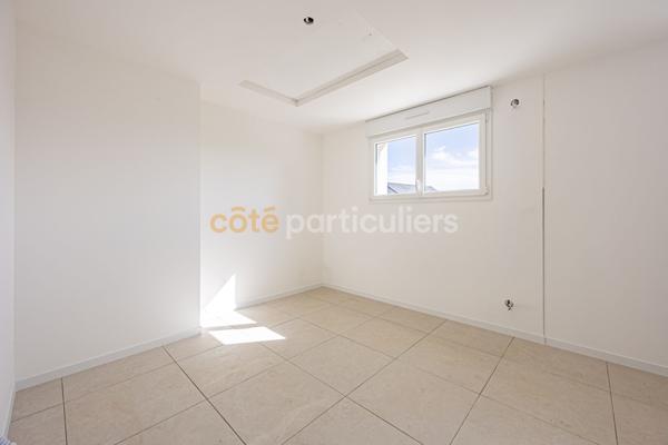 Vente
                Maison100,4 m² - 5 Pièces -
                    LA CHAPELLE SUR ERDRE (44240)