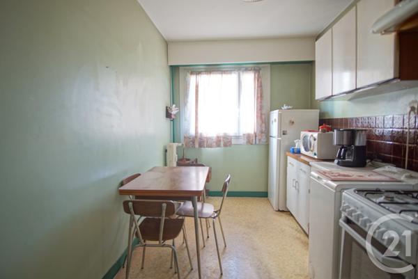 Appartement F5 à vendre  5 pièces - 98,22 m2 CRETEIL - 94