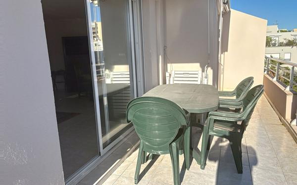 Appartement à vendre    3 pièces • 70,46 m2 Saint-Raphaël