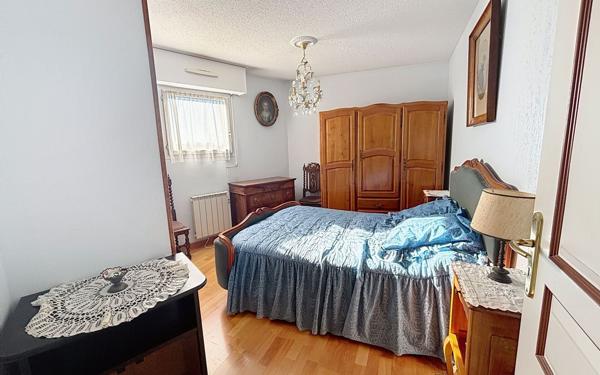 Appartement à vendre    3 pièces • 70,46 m2 Saint-Raphaël