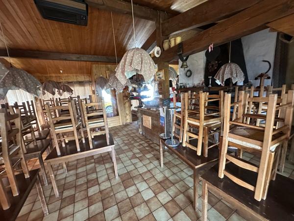 Fonds de commerce et Murs à vendre NOTRE DAME DE BELLECOMBE (73), Bar licence4, restaurant, CA 283 KE