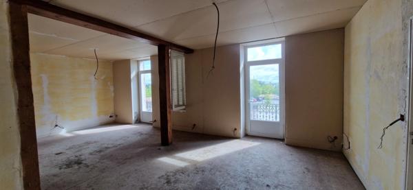 Immeuble à vendre à SAINT ELOY LES MINES (63)