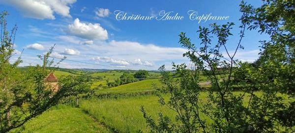 Entre Charolles et Paray le Monial , Maison en pierres de 165 m², avec potentiel de développement, sur terrain de près de 7 000 m²