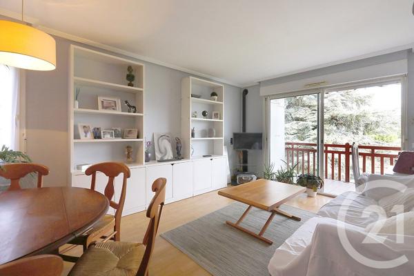 Appartement T3 à vendre  3 pièces - 64,87 m 2   HENDAYE  - 64