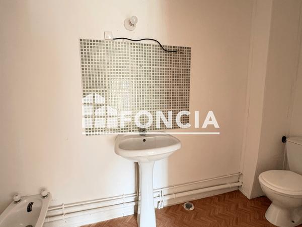 Location Maison 2 pièces 94.9 m² - Couziers 37500