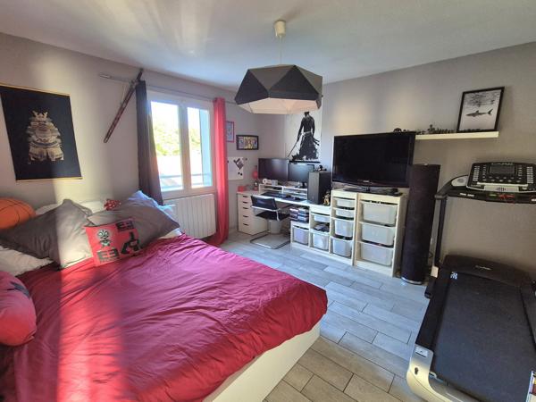Maison 116 m2 avec jardin 430 m2 à Alès Alès (30100)