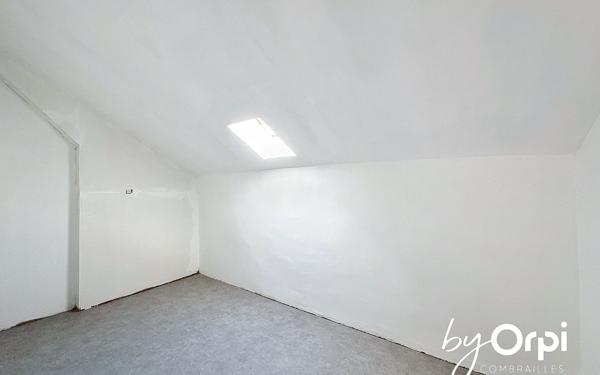 Maison à vendre    4 pièces • 90,30 m2 Saint-Éloy-les-Mines