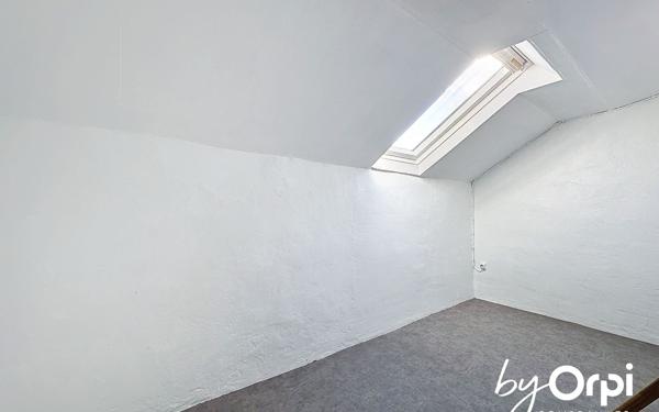 Maison à vendre    4 pièces • 90,30 m2 Saint-Éloy-les-Mines