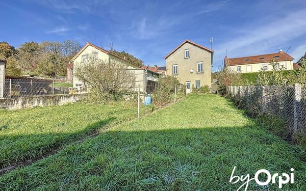 Maison à vendre    4 pièces • 90,30 m2 Saint-Éloy-les-Mines