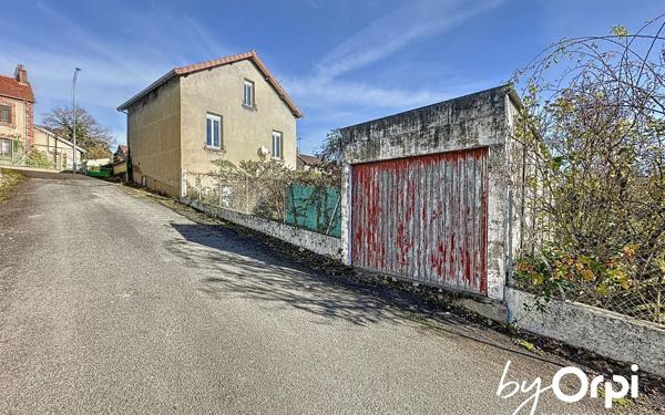 Maison à vendre    4 pièces • 90,30 m2 Saint-Éloy-les-Mines