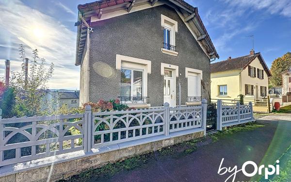 Maison à vendre    4 pièces • 90,30 m2 Saint-Éloy-les-Mines