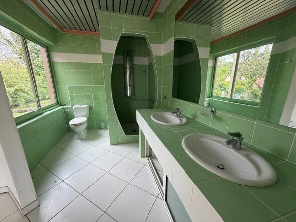 MAISON D'ARCHITECTE 190 M2 - 6 PIECES - PISCINE