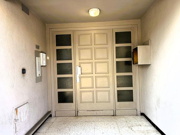 location bel appartement Perpignan 3 pièce(s) 70.31 m2 avec balcon et grenier secteur Torcatis