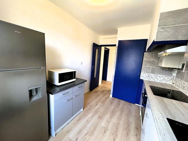 location bel appartement Perpignan 3 pièce(s) 70.31 m2 avec balcon et grenier secteur Torcatis