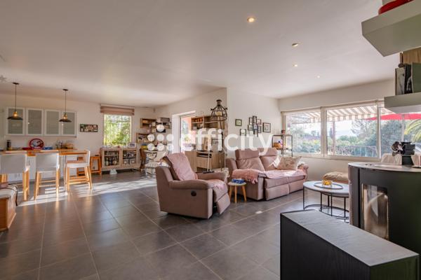 Maison 5 pièces - 141 m² Exclusivité efficity