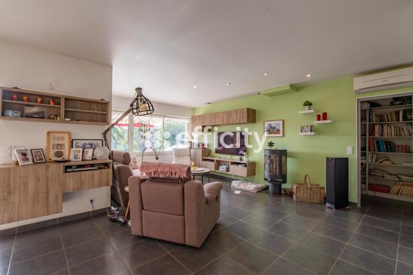 Maison 5 pièces - 141 m² Exclusivité efficity