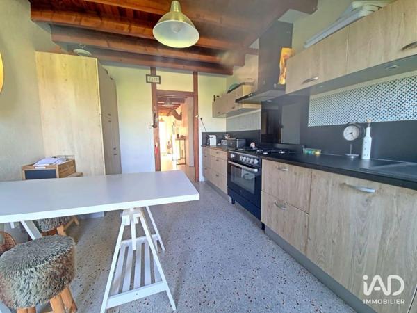 Maison à vendre 6 pièces 235 m² Saint-Romain-Lachalm