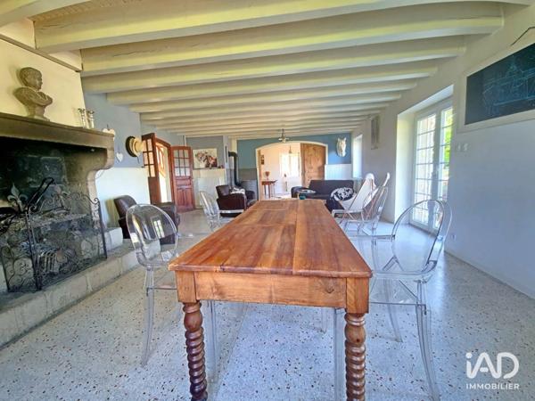 Maison à vendre 6 pièces 235 m² Saint-Romain-Lachalm
