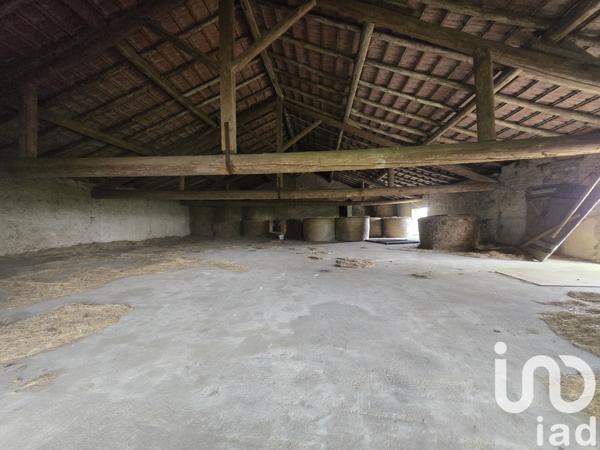 Immeuble à vendre 660 m² Amance