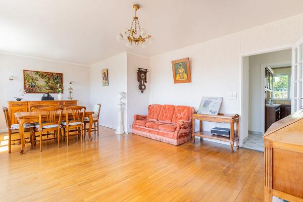 Appartement avec balcon à Verrières-le-Buisson