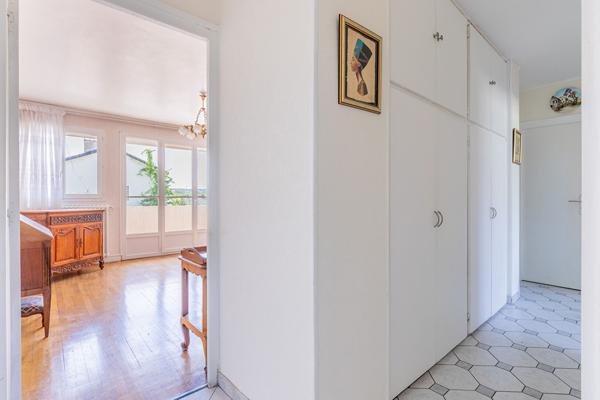 Appartement avec balcon à Verrières-le-Buisson