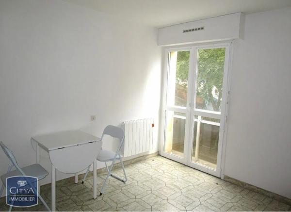 Appartement à louer 1 pièce 22.34m² Nîmes (30000)