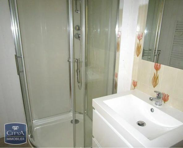 Appartement à louer 1 pièce 22.34m² Nîmes (30000)