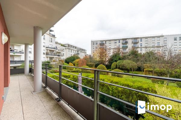T3 avec terrasse 16 m² et double parking sécurisé