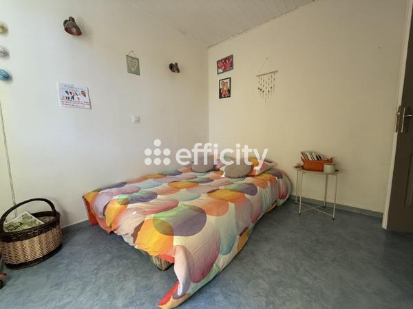 Maison
         6 pièces
        - 161 m² Exclusivité 249 000 € *