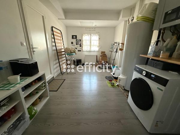 Maison
         6 pièces
        - 161 m² Exclusivité 249 000 € *