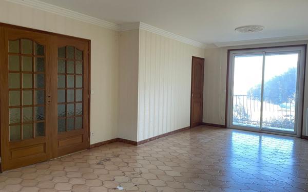 Maison à vendre    3 pièces •  Saint-Étienne