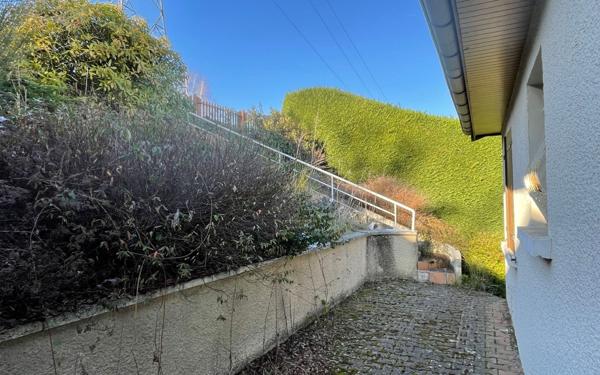 Maison à vendre    3 pièces •  Saint-Étienne