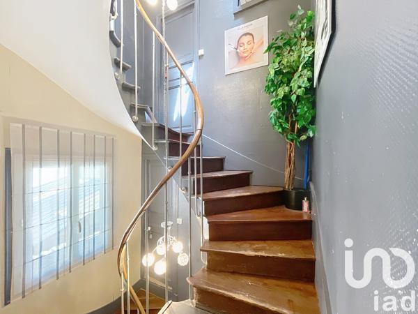 Immeuble à vendre 127 m² Fontainebleau