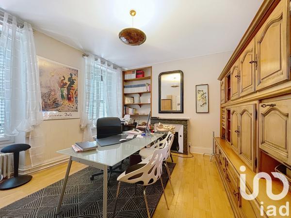 Immeuble à vendre 127 m² Fontainebleau
