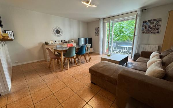 Appartement à vendre    2 pièces • 54,65 m2 Trappes