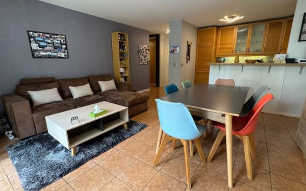 Appartement à vendre    2 pièces • 54,65 m2 Trappes