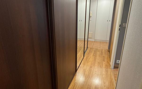 Appartement à vendre    2 pièces • 54,65 m2 Trappes