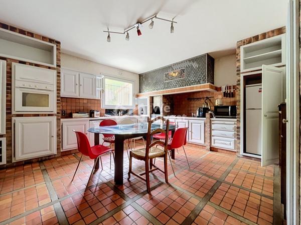Propriété de 478 m² avec deux habitations sur 7 300 m²
