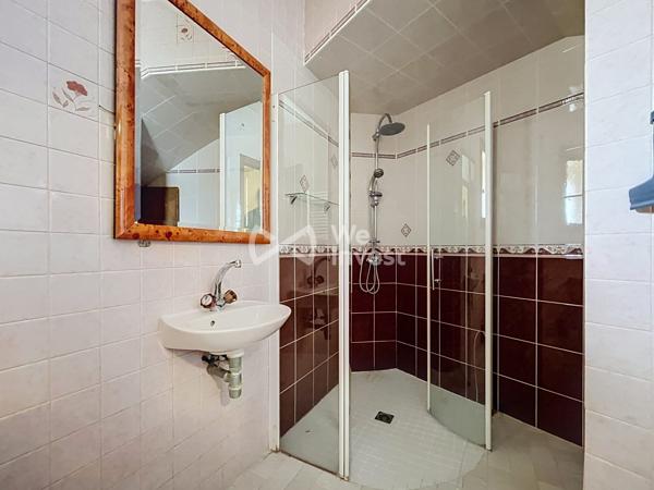 Propriété de 478 m² avec deux habitations sur 7 300 m²