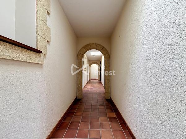 Propriété de 478 m² avec deux habitations sur 7 300 m²