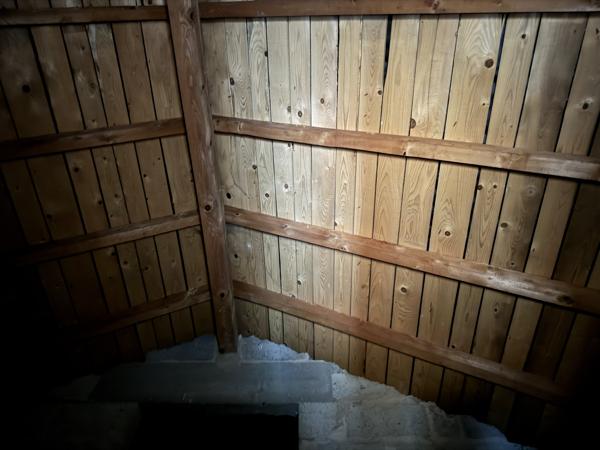 MAISON À RÉNOVER SUR SOUS-SOL COMPLET - PONT DU CHATEAU 63430