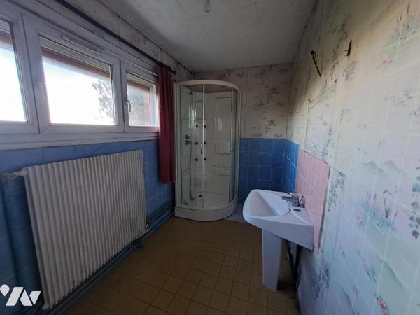 Plain pied à SURQUES