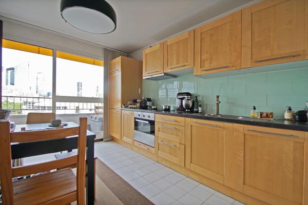 Nanterre (92000) Nanterre Préfecture La Défense Parc 4 pièces + 2 balcons + box fermé 451 500 €