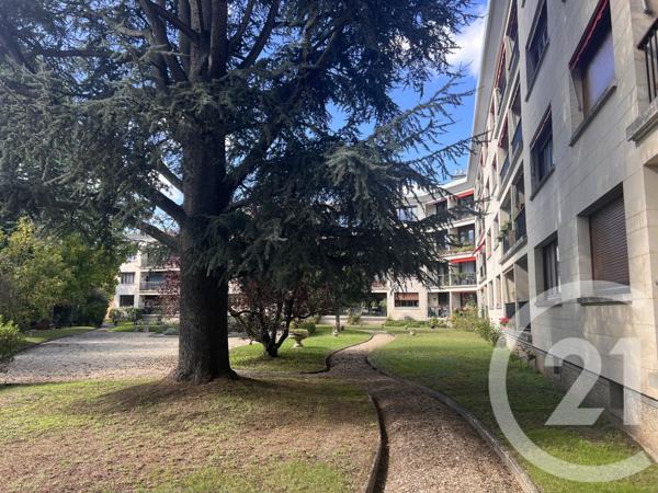Appartement à vendre  3 pièces - 60,54 m2 FONTAINEBLEAU - 77