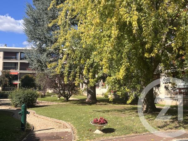 Appartement à vendre  3 pièces - 60,54 m2 FONTAINEBLEAU - 77