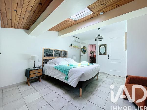 Maison à vendre 10 pièces 240 m² Poilhes