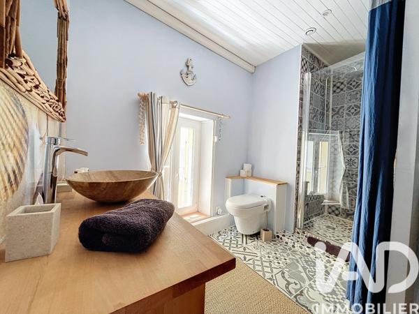 Maison à vendre 10 pièces 240 m² Poilhes