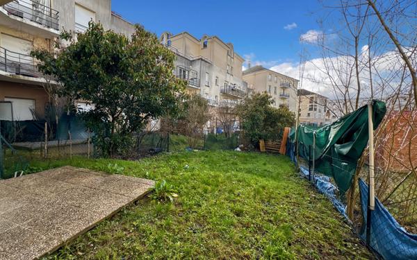 Appartement à louer    3 pièces • 64,75 m2 Savigny-le-Temple