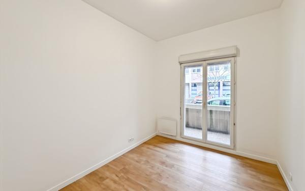 Appartement à louer    3 pièces • 64,75 m2 Savigny-le-Temple